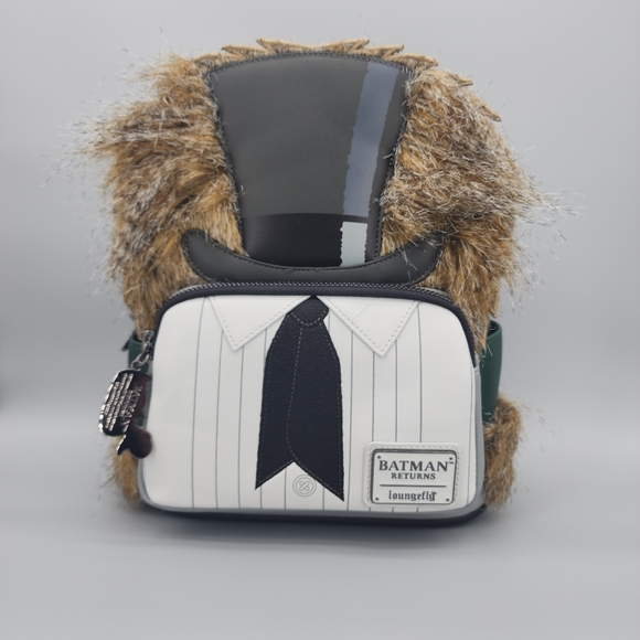 NWT Loungefly Batman Returns Penguin Mini Backpack - Picture 1 of 8